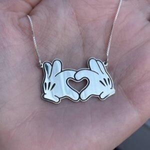 Pingente em prata mão do mickey