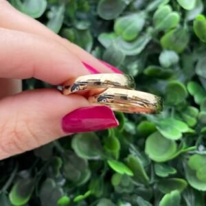 Par de aliança em ouro 4mm