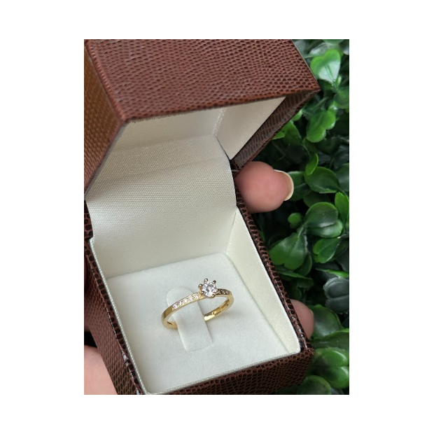 Solitário em ouro 18k