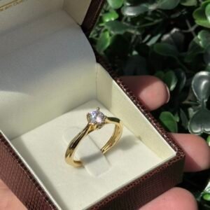 Solitário em ouro 18k