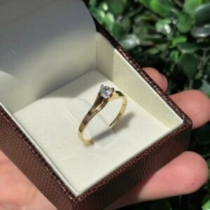 Solitário em ouro 18k