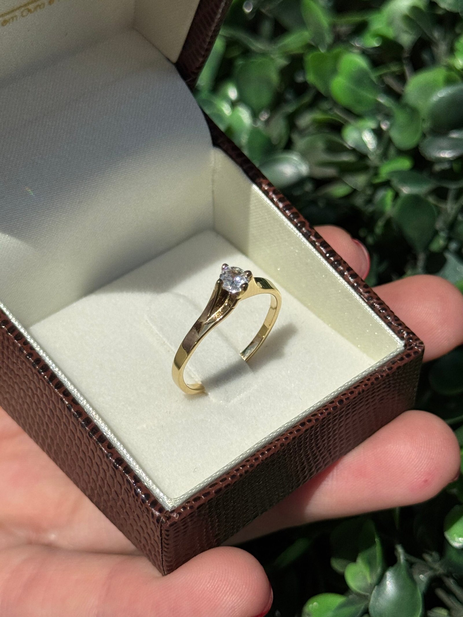 Solitário em ouro 18k