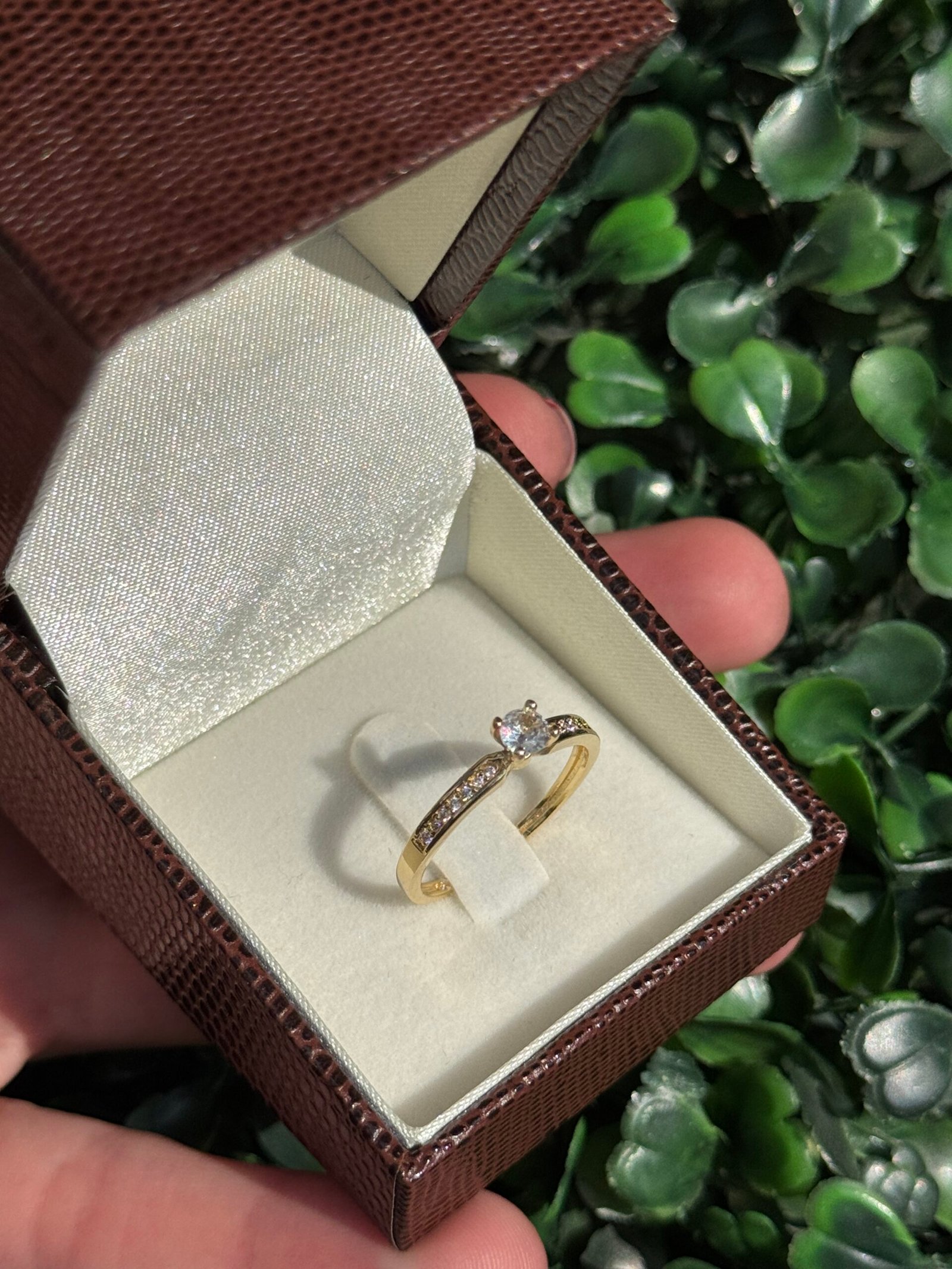 Solitário em ouro 18k