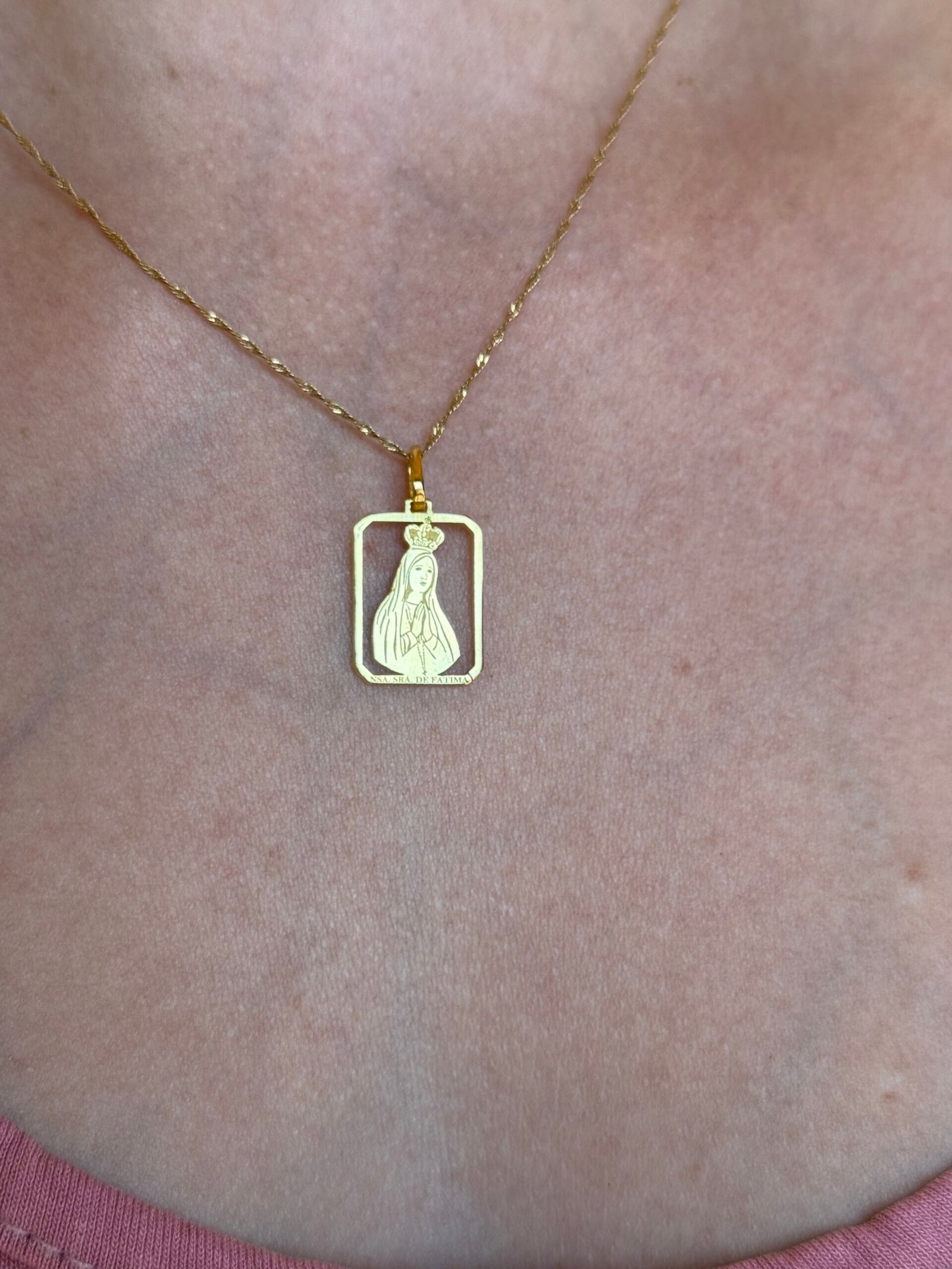 Pingente Nossa Senhora de fátima em ouro 18k - Imagem 2