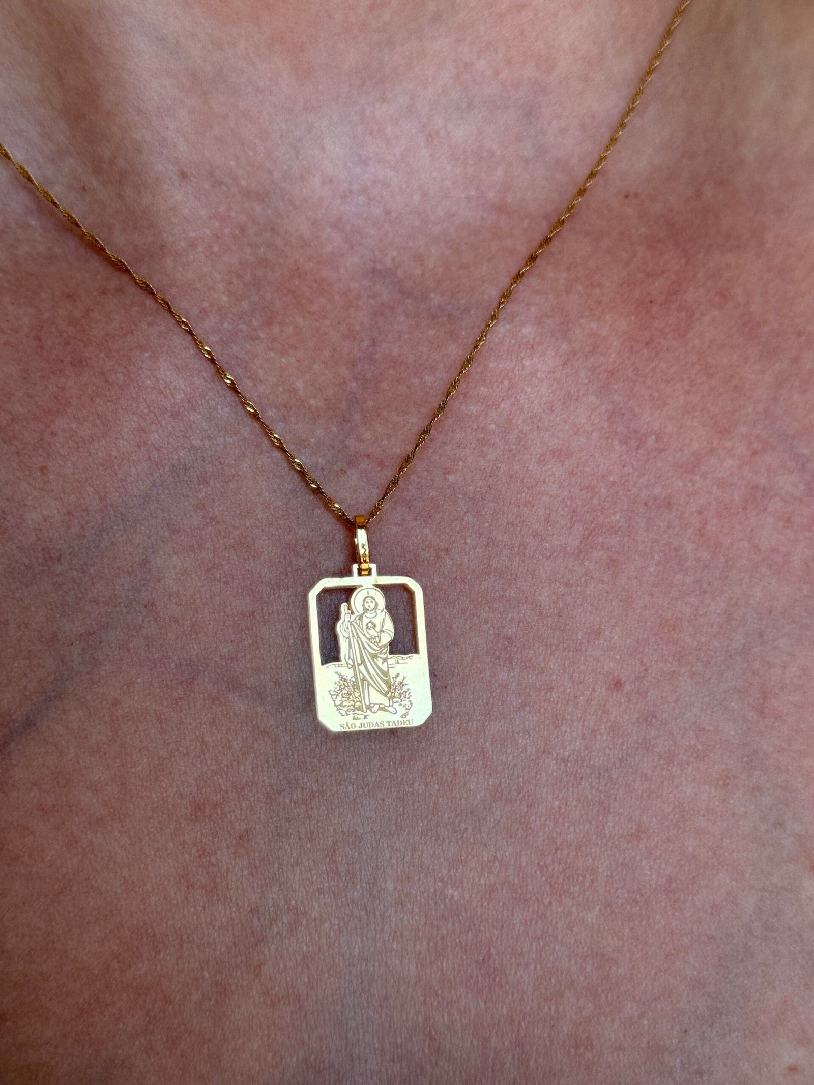 Pingente São Judas Tadeu em ouro 18k - Imagem 2