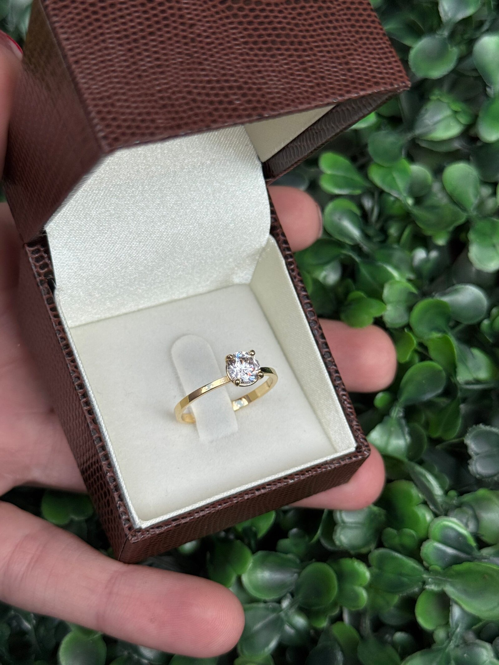 Solitário em ouro 18k