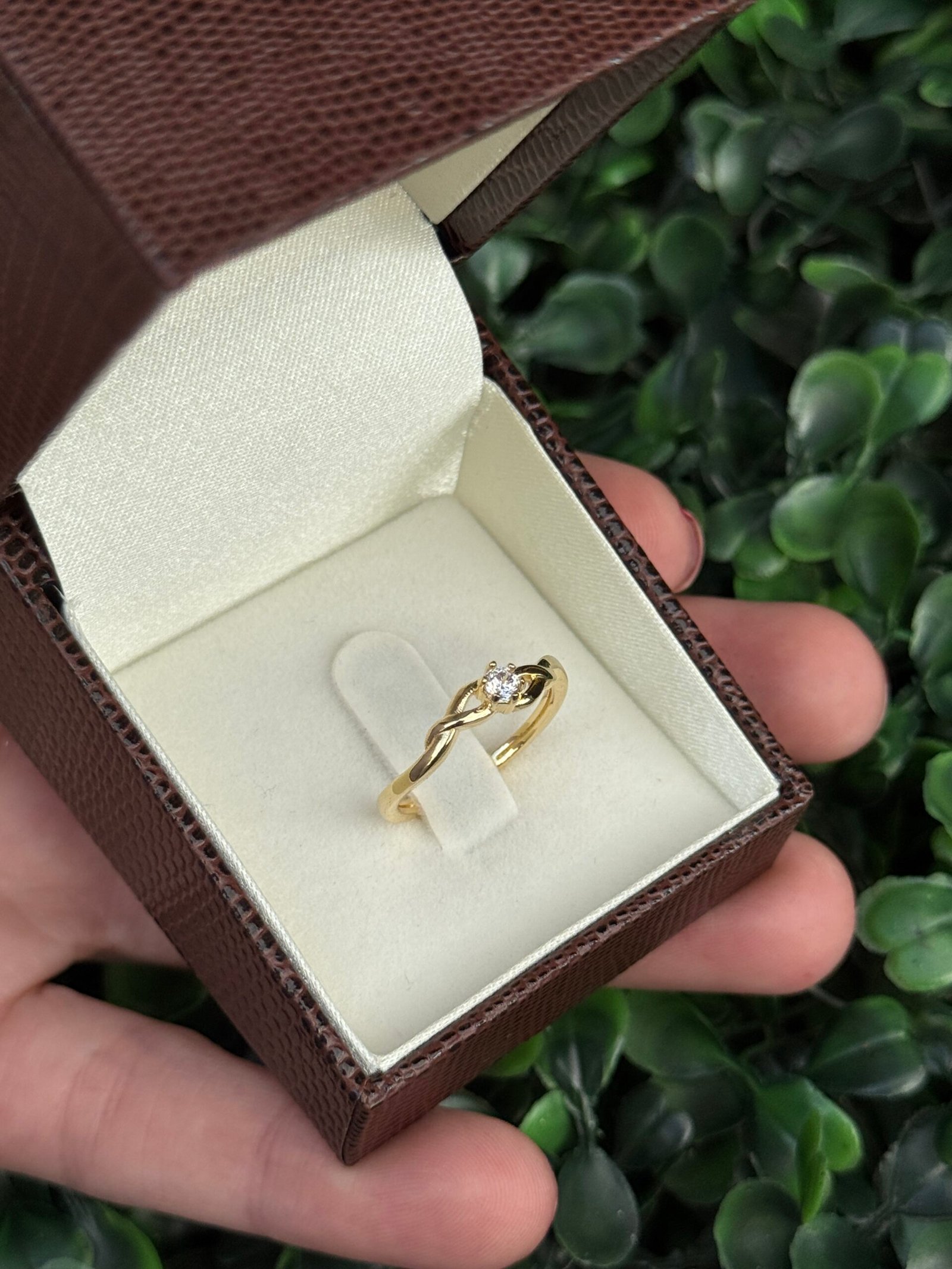 Solitário em ouro 18k