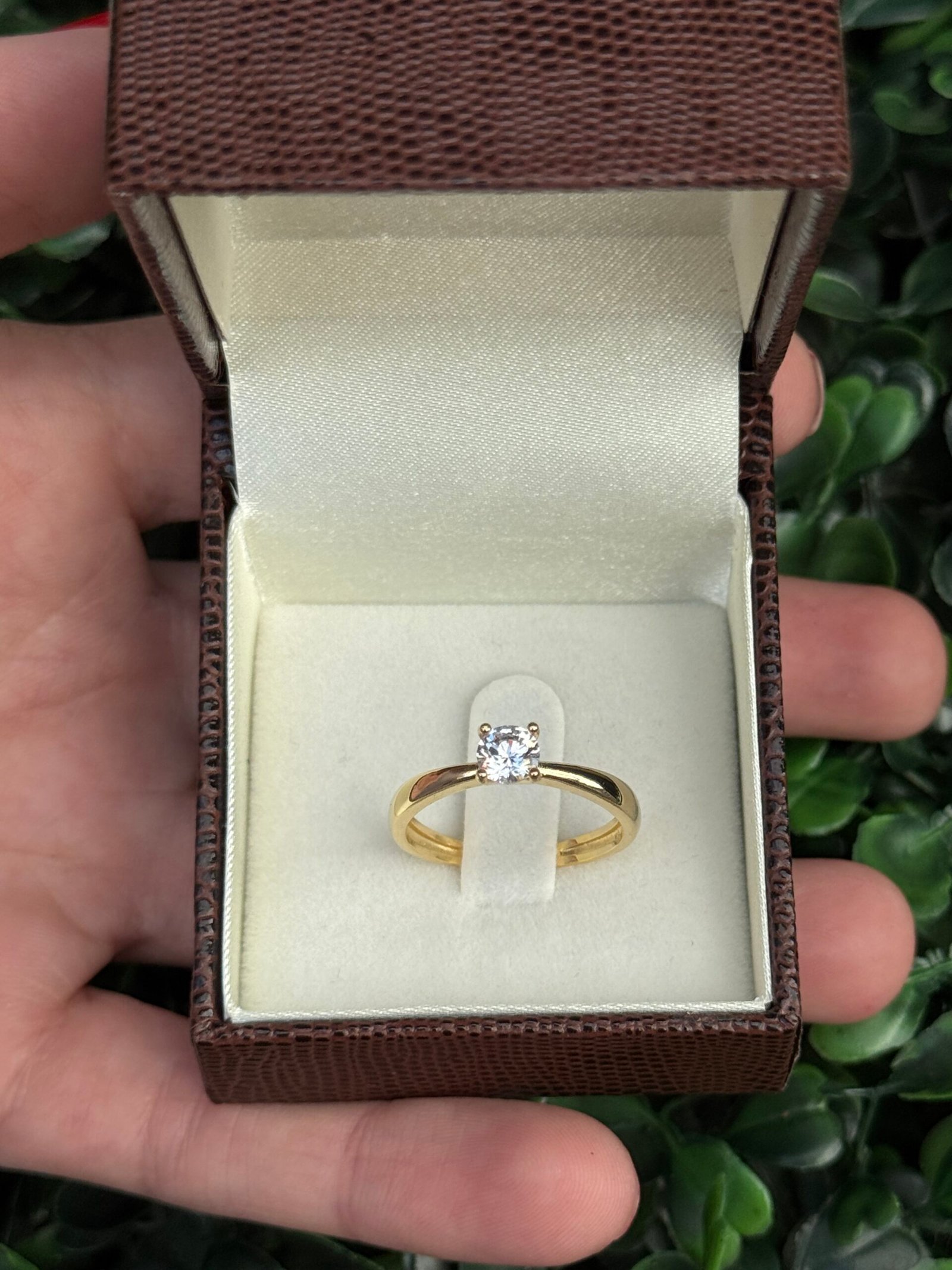 Solitário em ouro18k - Imagem 3