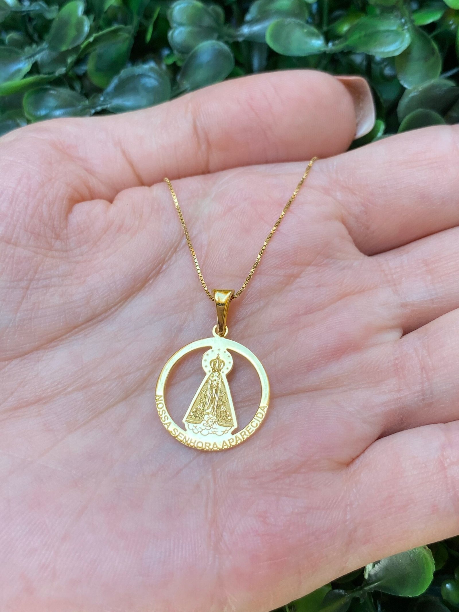 Pingente Nossa Senhora Aparecida em ouro 18k - Imagem 3