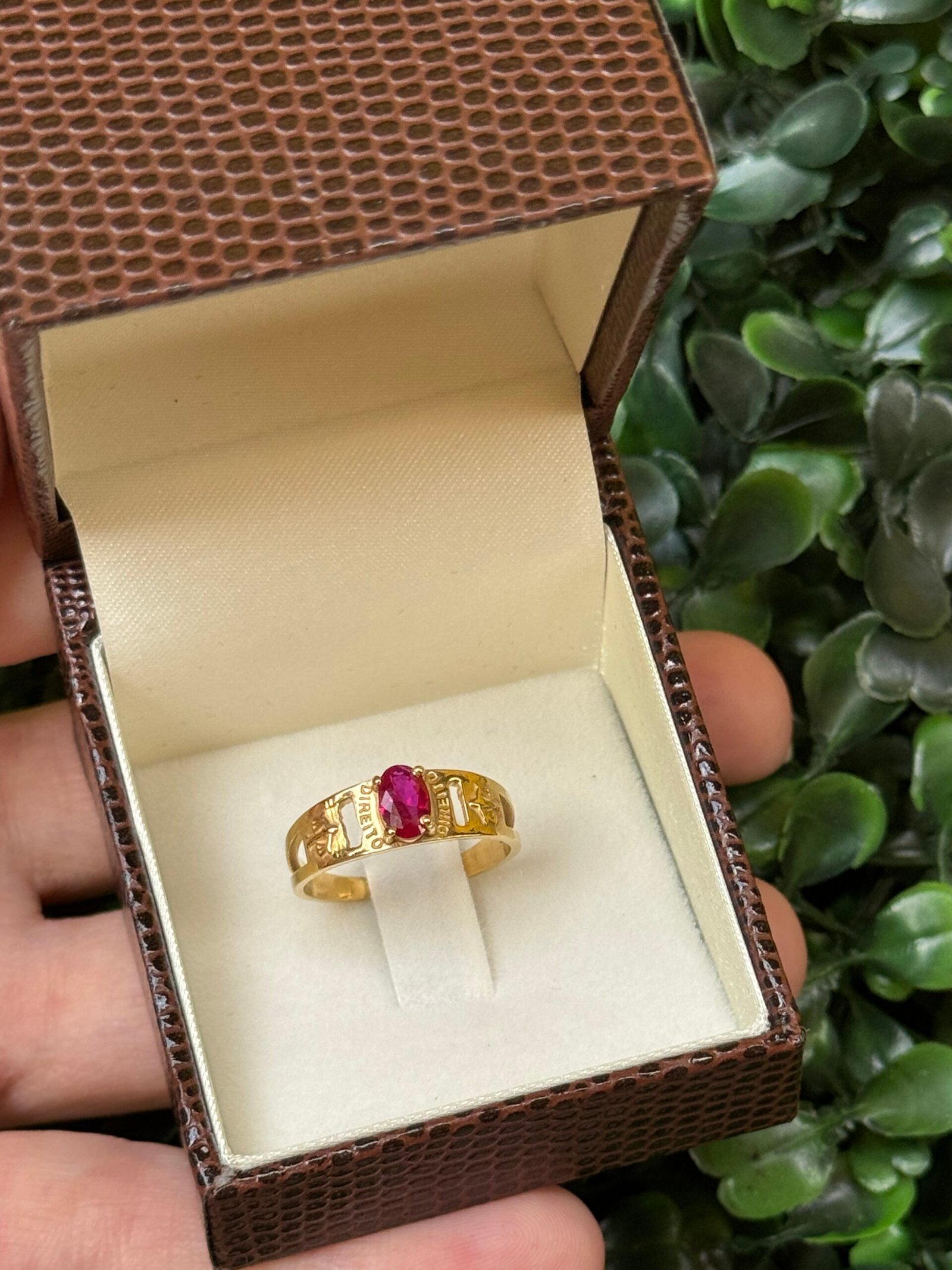 Anel de formatura em ouro 18k