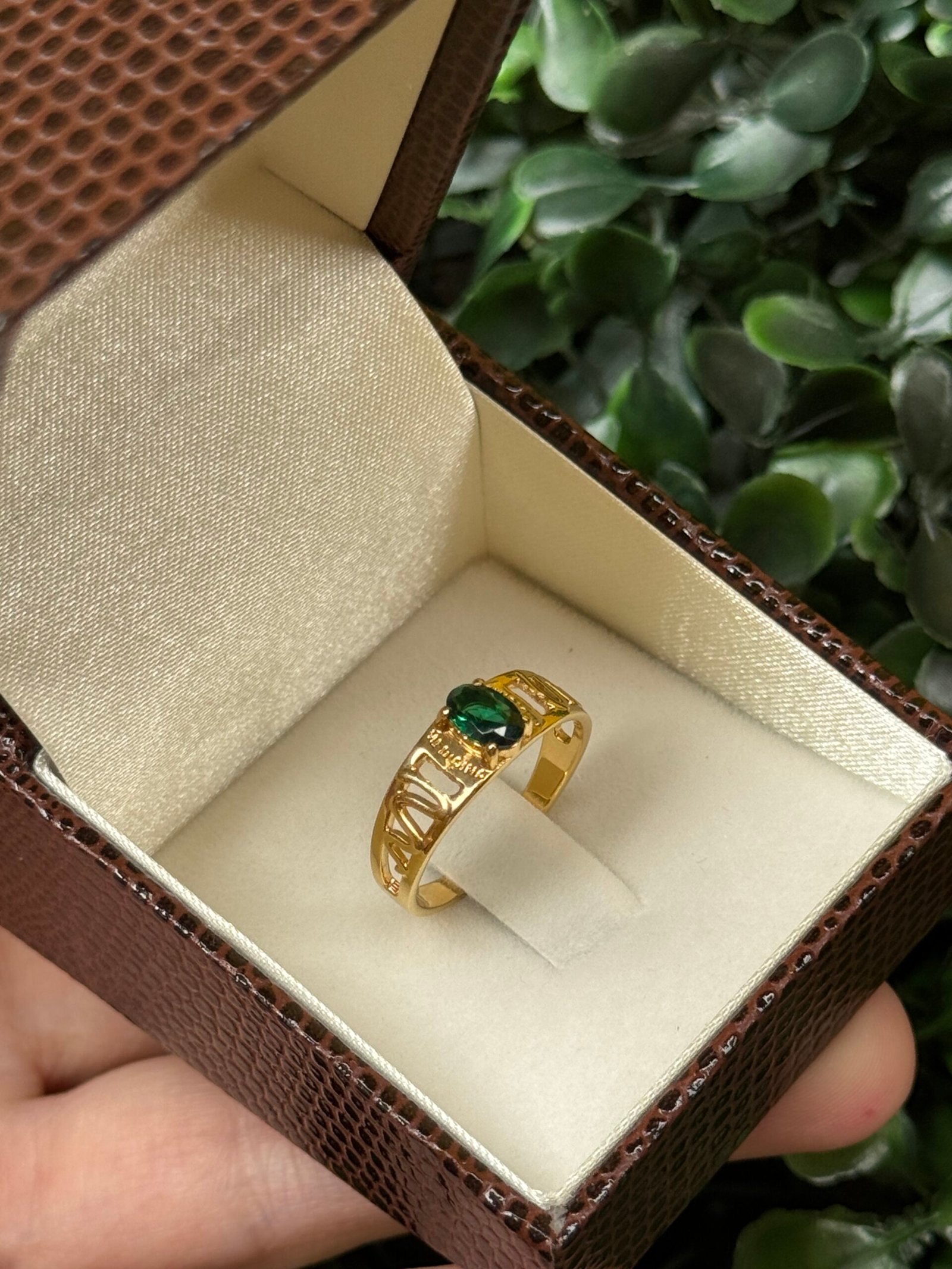 Anel de formatura em ouro 18k
