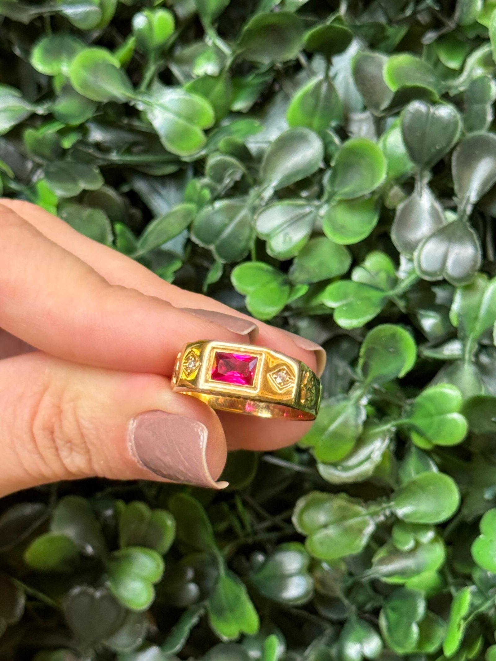 Anel de formatura em ouro 18k - Imagem 2