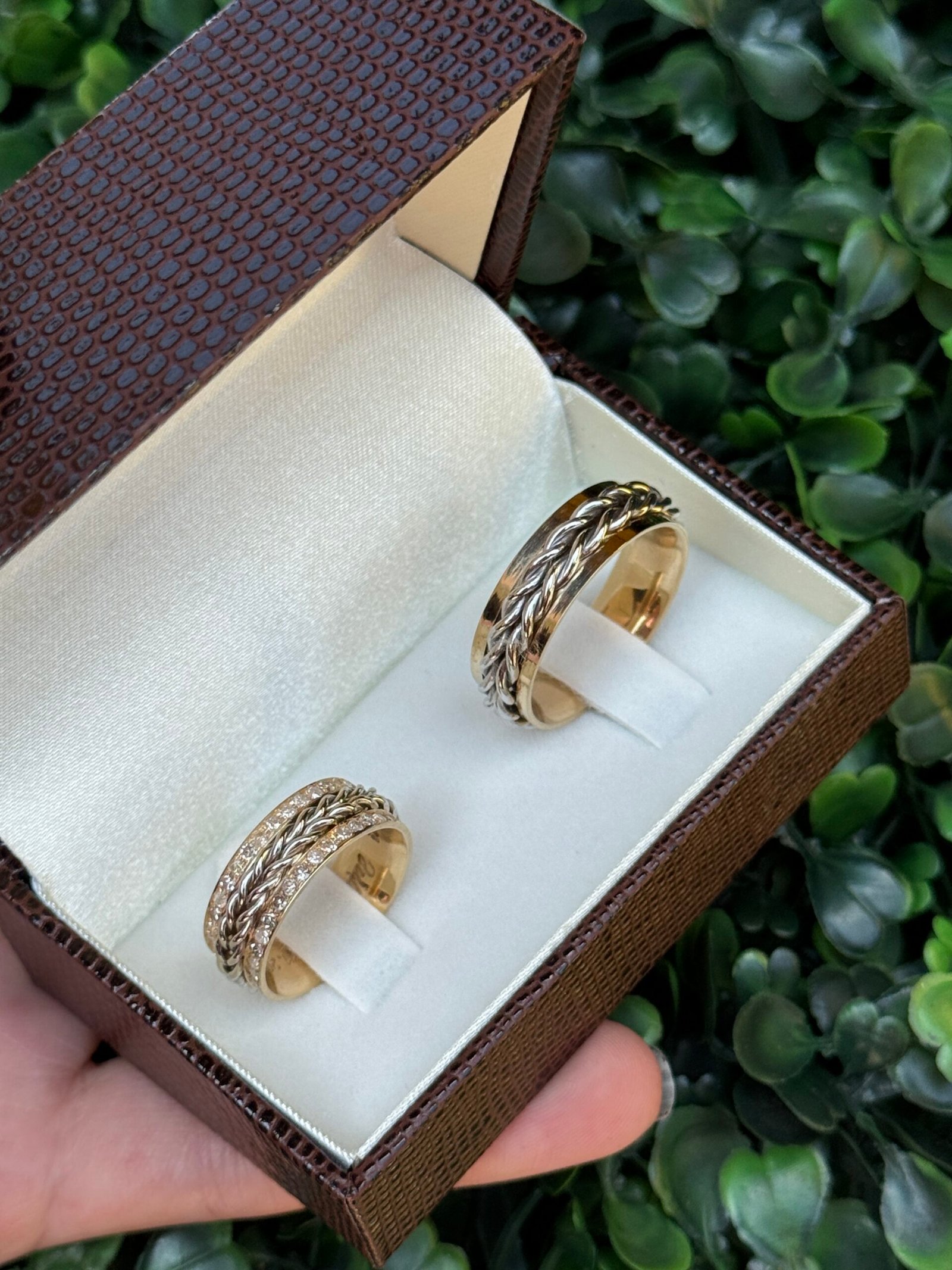 Par de aliança 7mm em ouro com trança - Imagem 4