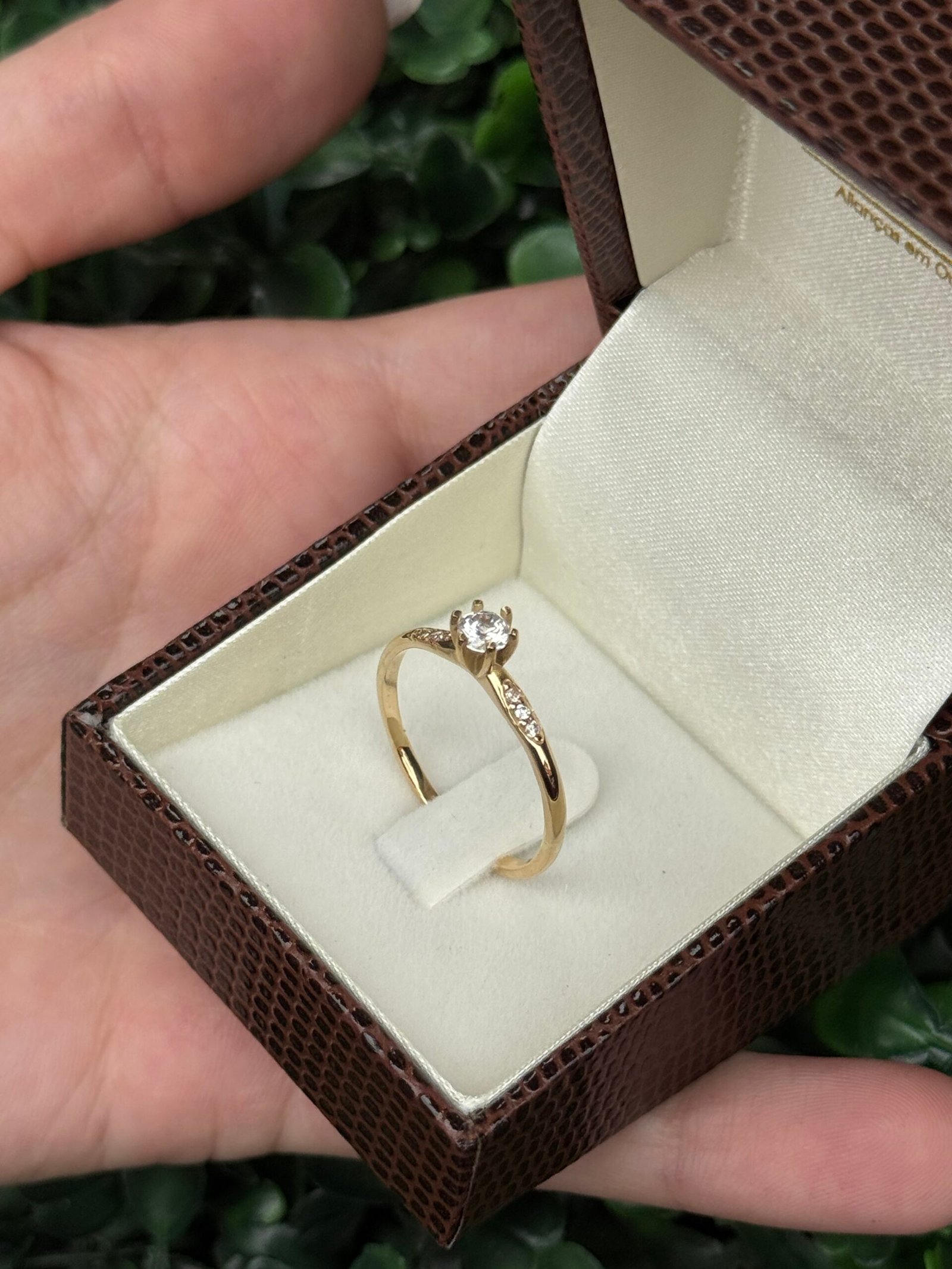 Solitário em ouro 18k