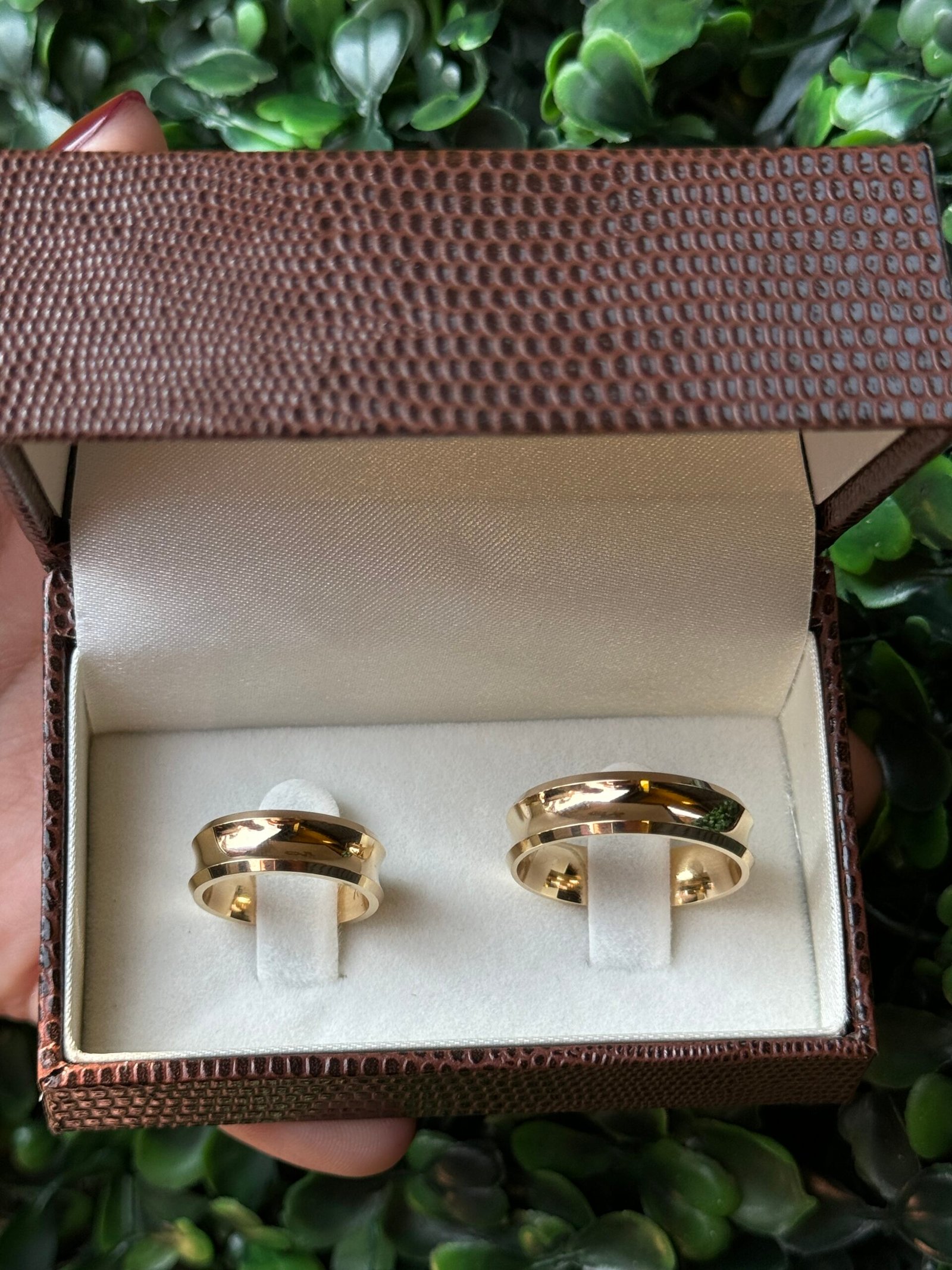 Par de aliança 6mm em ouro - Imagem 7